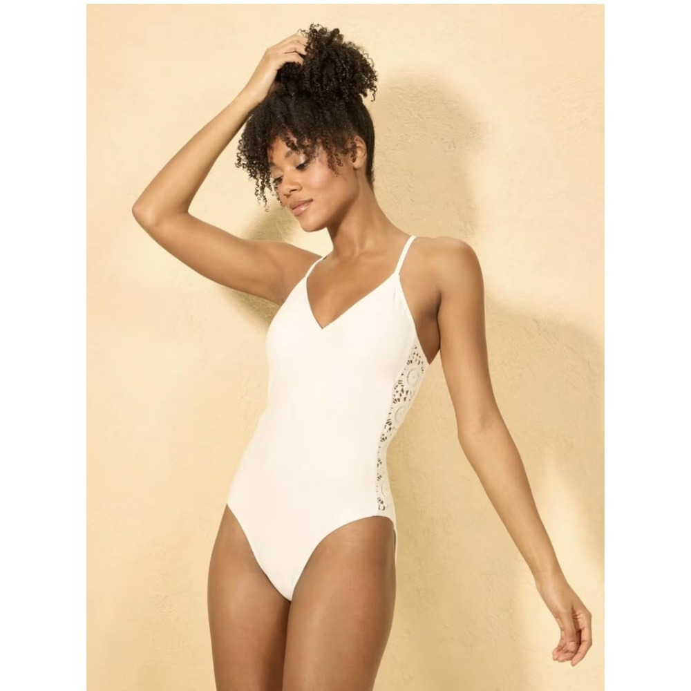 Shade & Shore NWT One Piece Swimsuit Crochet Accent High Leg White - Size XL